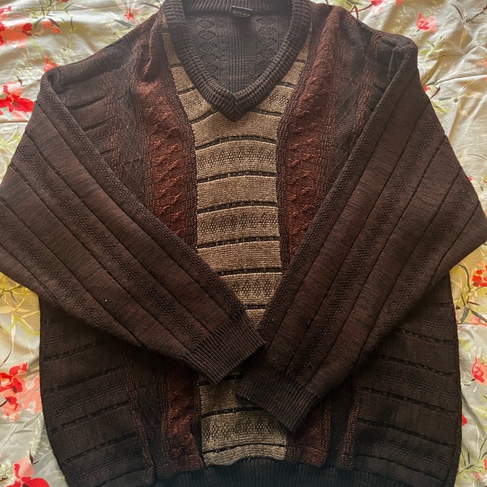 Large Brown , V-neck knitted sweater